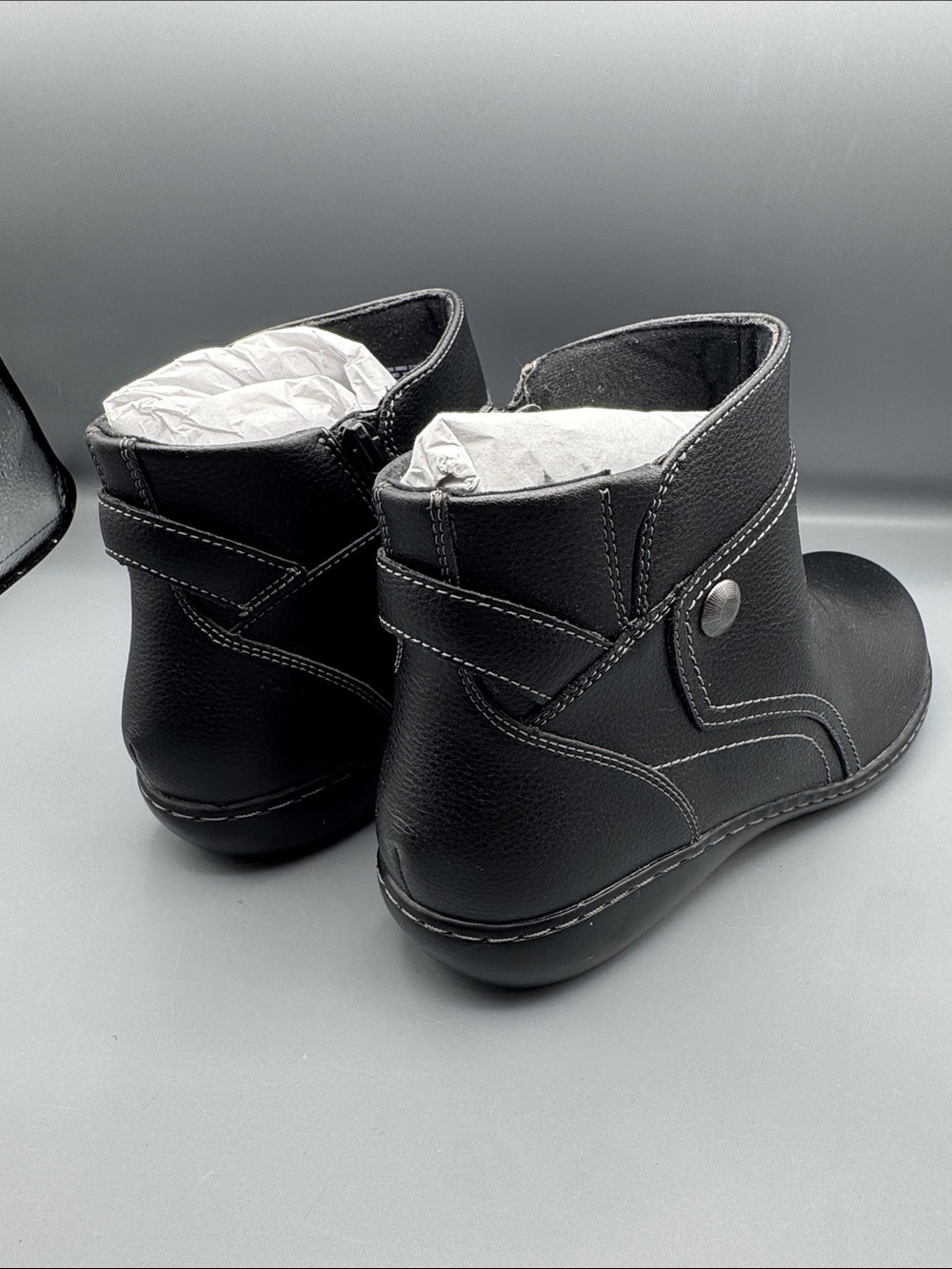 Clarks Ashland Mabel Women's Leather Ankle Boots - Picture 4 of 5